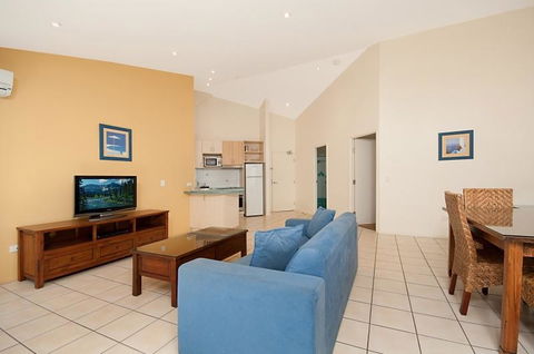 The Byron Beachcomber - Accommodation Redcliffe 38