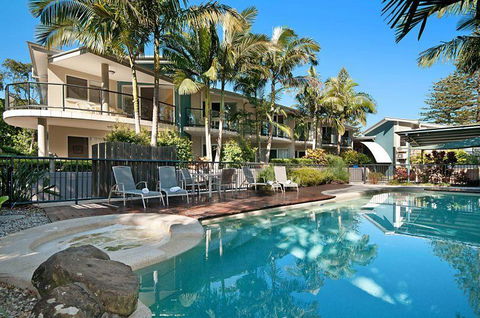 The Byron Beachcomber - Accommodation Redcliffe 1