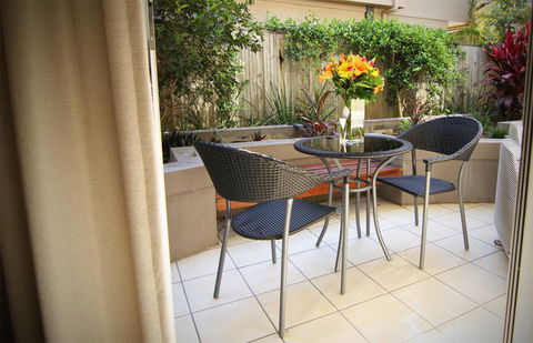 The Byron Beachcomber - Accommodation Redcliffe 12