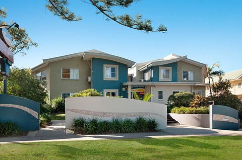 The Byron Beachcomber - Accommodation Redcliffe 6
