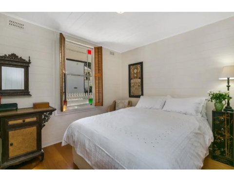 North Sydney Historic Whalers Cottage - Accommodation Redcliffe 5