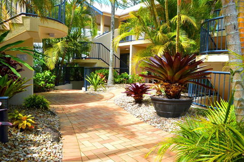 Outrigger Bay - Accommodation Redcliffe 5