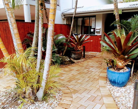Outrigger Bay - Accommodation Redcliffe 1