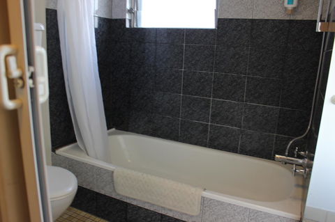 Hume Inn Motel Albury CBD - Accommodation Redcliffe 18