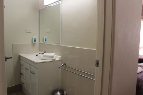 Hume Inn Motel Albury CBD - Accommodation Redcliffe 4