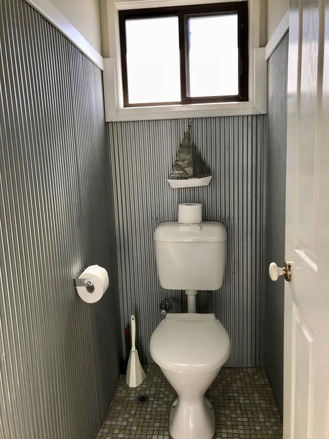 Lakeview Cottage - Accommodation Redcliffe 7