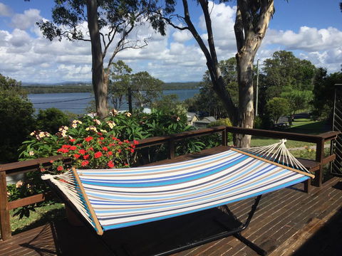 Lakeview Cottage - Accommodation Redcliffe 0
