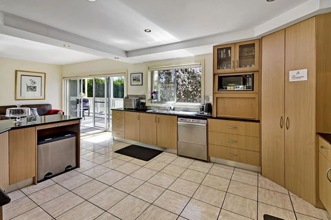 Bundanoon Lodge - Accommodation Redcliffe 28