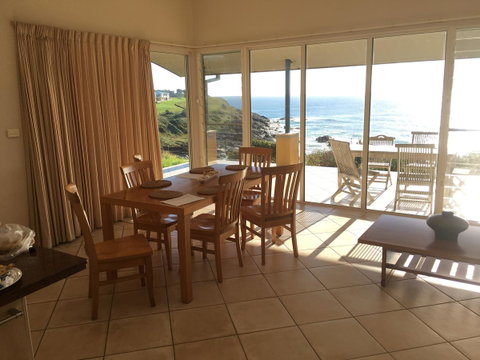 OceanScape Luxury Beachfront Villas - Accommodation Redcliffe 19