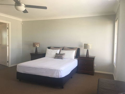 Sydney Amazing Holiday Home Bridal BnB - Accommodation Redcliffe 8