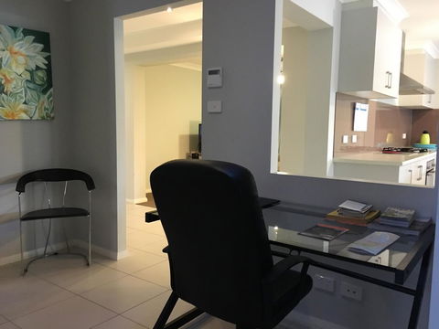 Sydney Amazing Holiday Home Bridal BnB - Accommodation Redcliffe 27