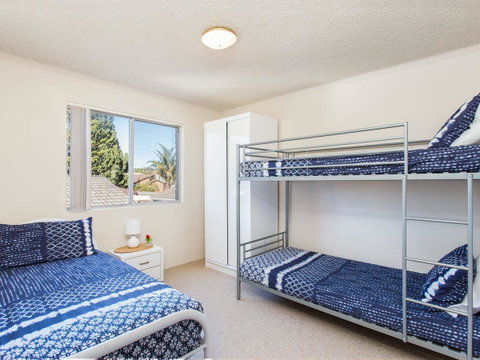 Aquarius 9 - Accommodation Redcliffe 10
