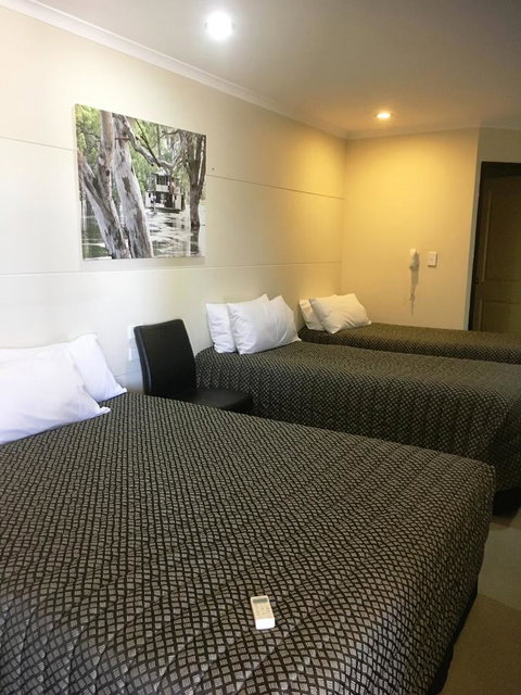 Balranald Club Motel - Accommodation Redcliffe 16
