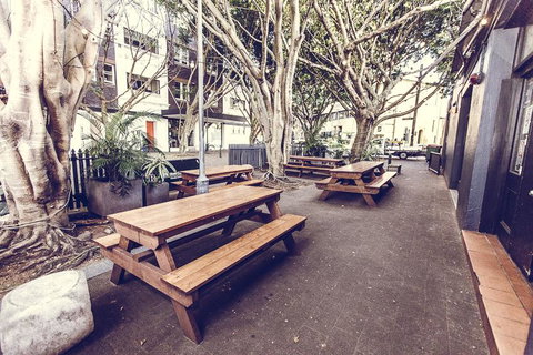 Clover Backpackers - Accommodation Redcliffe 20