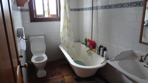 Clover Backpackers - Accommodation Redcliffe 25