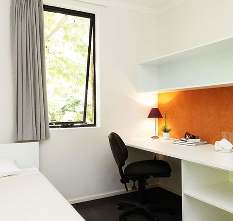 Sydney University Village - Accommodation Redcliffe 2