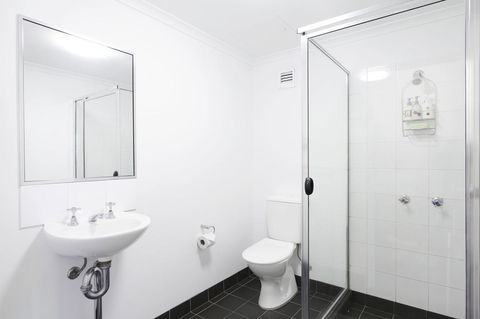 Sydney University Village - Accommodation Redcliffe 26