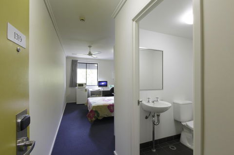Sydney University Village - Accommodation Redcliffe 22