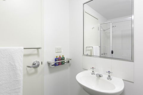 Sydney University Village - Accommodation Redcliffe 23