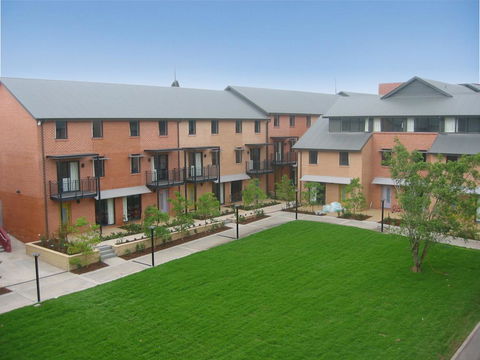 Sydney University Village - Accommodation Redcliffe 10