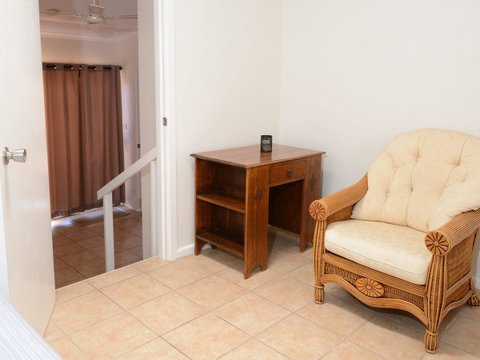 2 Cliff Road - Accommodation Redcliffe 10