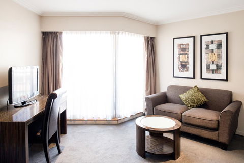 Seasons Darling Harbour - Accommodation Redcliffe 2