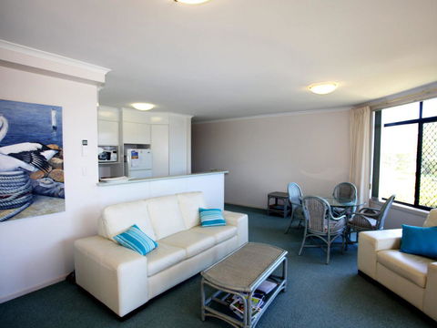 Horizons 1 - Accommodation Redcliffe 3
