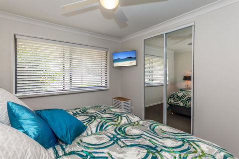 Horizons Retreat & Golf, Villa 133 - Accommodation Redcliffe 8