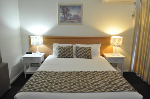 Albury Burvale Motor Inn - Accommodation Redcliffe 0