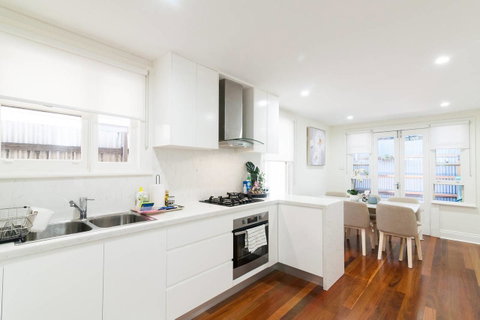 The Rocksberry - Accommodation Redcliffe 19