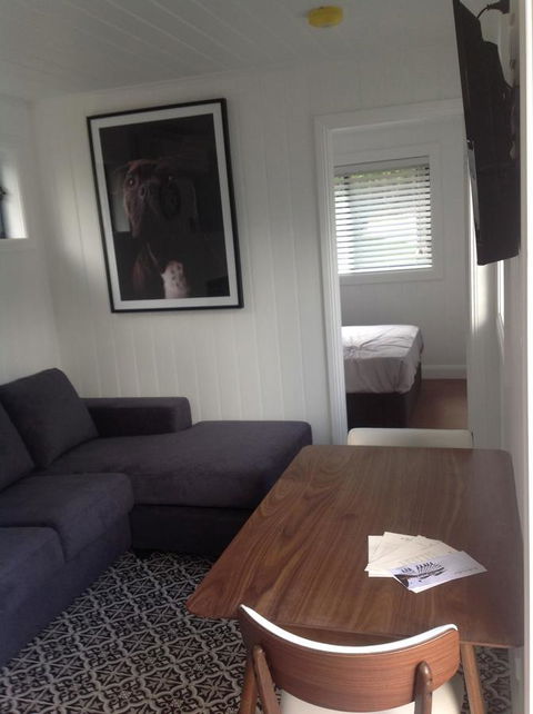 Hideaway Holiday Apartments - Accommodation Redcliffe 12