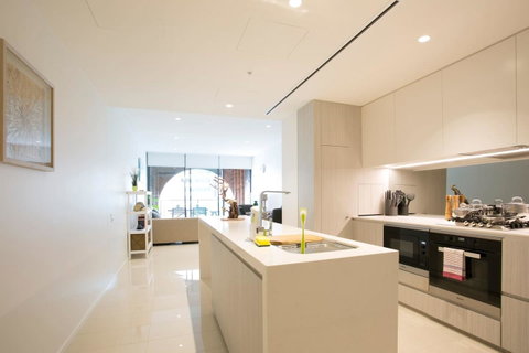 Newly Settled Three Bedrooms Apartment In CBD - Accommodation Redcliffe 11