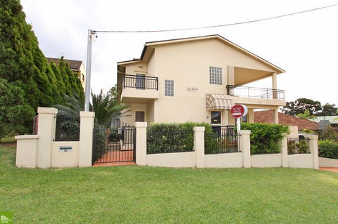 Bel Mondo Apartments - Accommodation Redcliffe 8