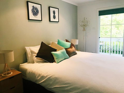 Bowral Escape - Accommodation Redcliffe 9