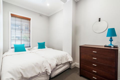 Sydney Star Terrace - Accommodation Redcliffe 5