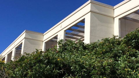 Seaspray Villa 5 - Accommodation Redcliffe 9