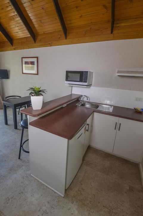 Desert Palms Alice Springs - Accommodation Redcliffe 1