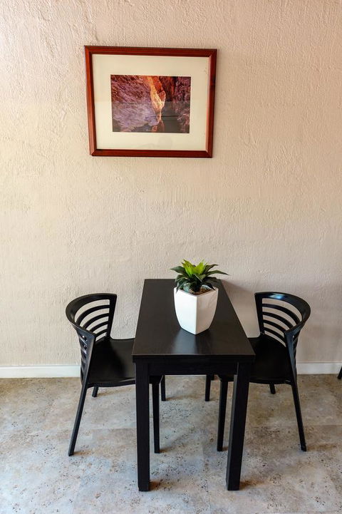 Desert Palms Alice Springs - Accommodation Redcliffe 3