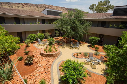 Crowne Plaza Alice Springs Lasseters, An IHG Hotel - Accommodation Redcliffe 26