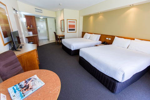 Crowne Plaza Alice Springs Lasseters, An IHG Hotel - Accommodation Redcliffe 36