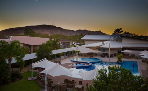 Crowne Plaza Alice Springs Lasseters, An IHG Hotel - Accommodation Redcliffe 34