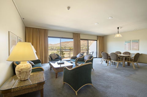 DoubleTree By Hilton Alice Springs - Accommodation Redcliffe 33
