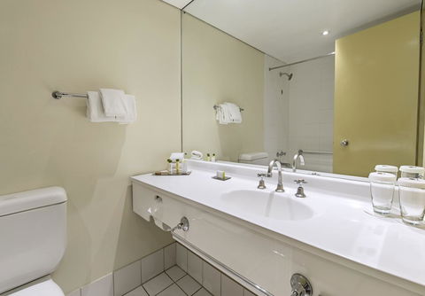 DoubleTree By Hilton Alice Springs - Accommodation Redcliffe 25