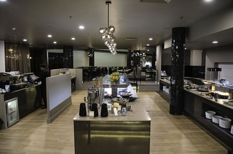 DoubleTree By Hilton Alice Springs - Accommodation Redcliffe 5