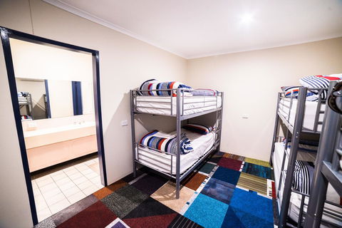Jump Inn Alice Budget Accommodation - Accommodation Redcliffe 40
