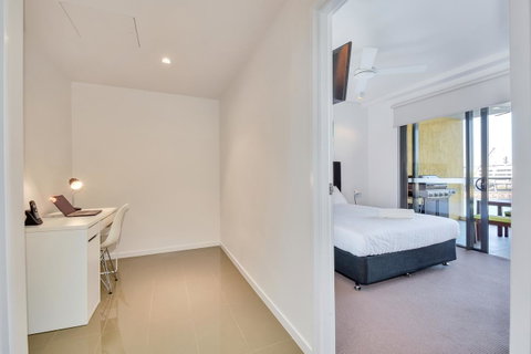 Astra Apartments Darwin - Accommodation Redcliffe 7
