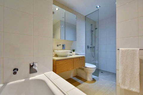 Astra Apartments Darwin - Accommodation Redcliffe 5
