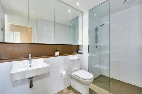 Astra Apartments Darwin - Accommodation Redcliffe 11