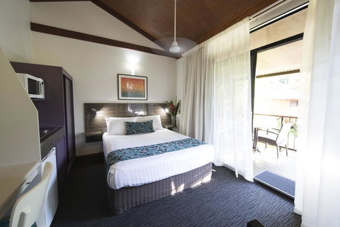 Palms City Resort - Accommodation Redcliffe 38