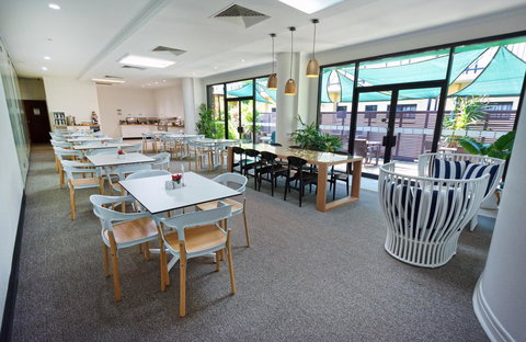 Palms City Resort - Accommodation Redcliffe 24